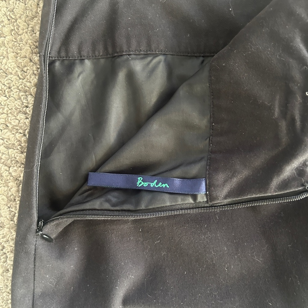 Boden Black Skirt with Vibrant Circle Design - Picture 4 of 6